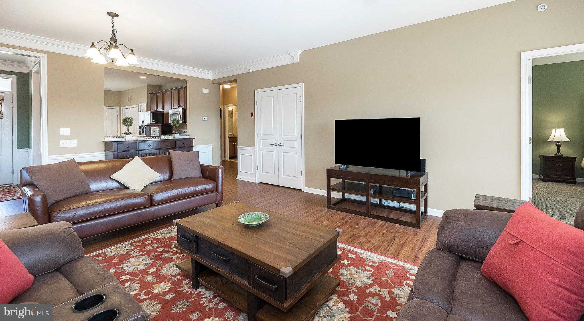 580 Prizer Court Downingtown, PA 19335 - Photo 10 of 37 Living Room