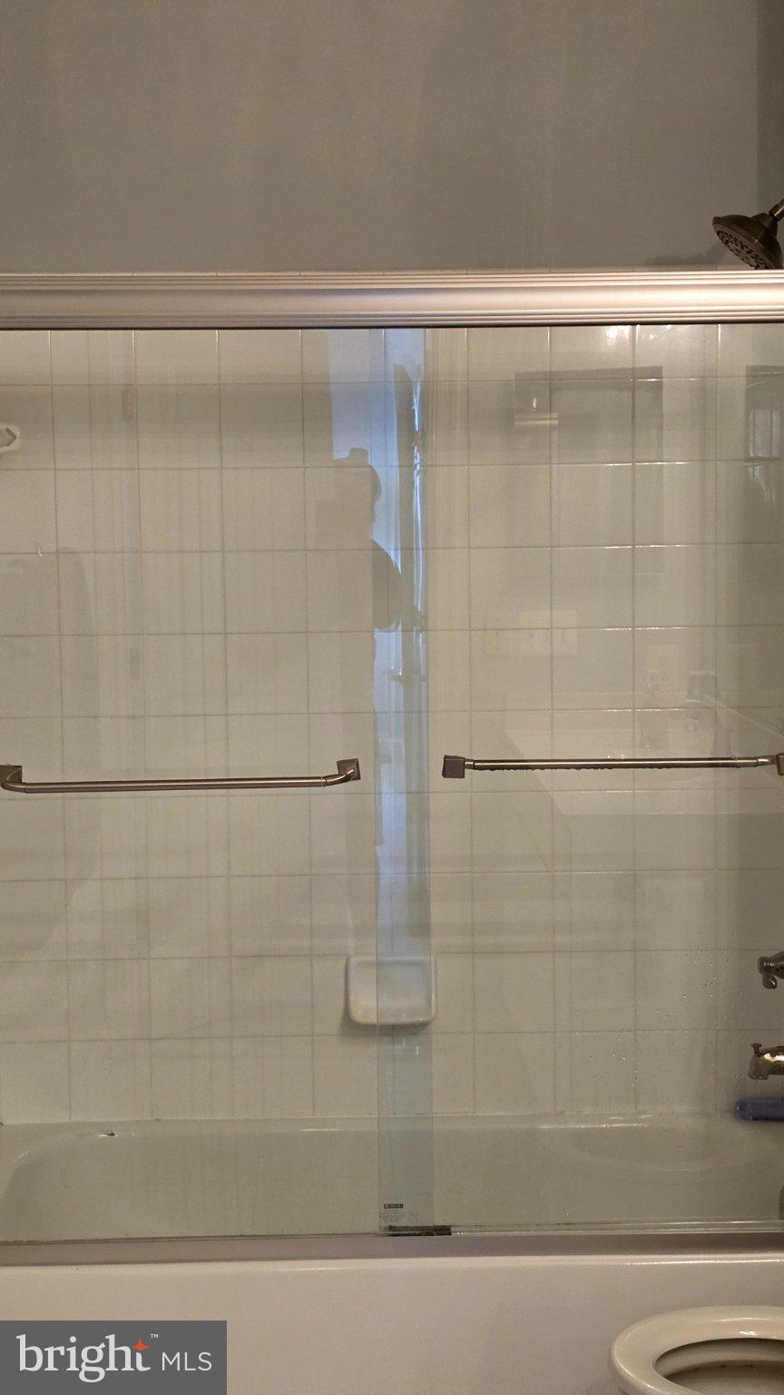 11924 Darnestown Road, Unit 204 Gaithersburg, MD 20878 - Photo 17 of 35 Gallery Image 17