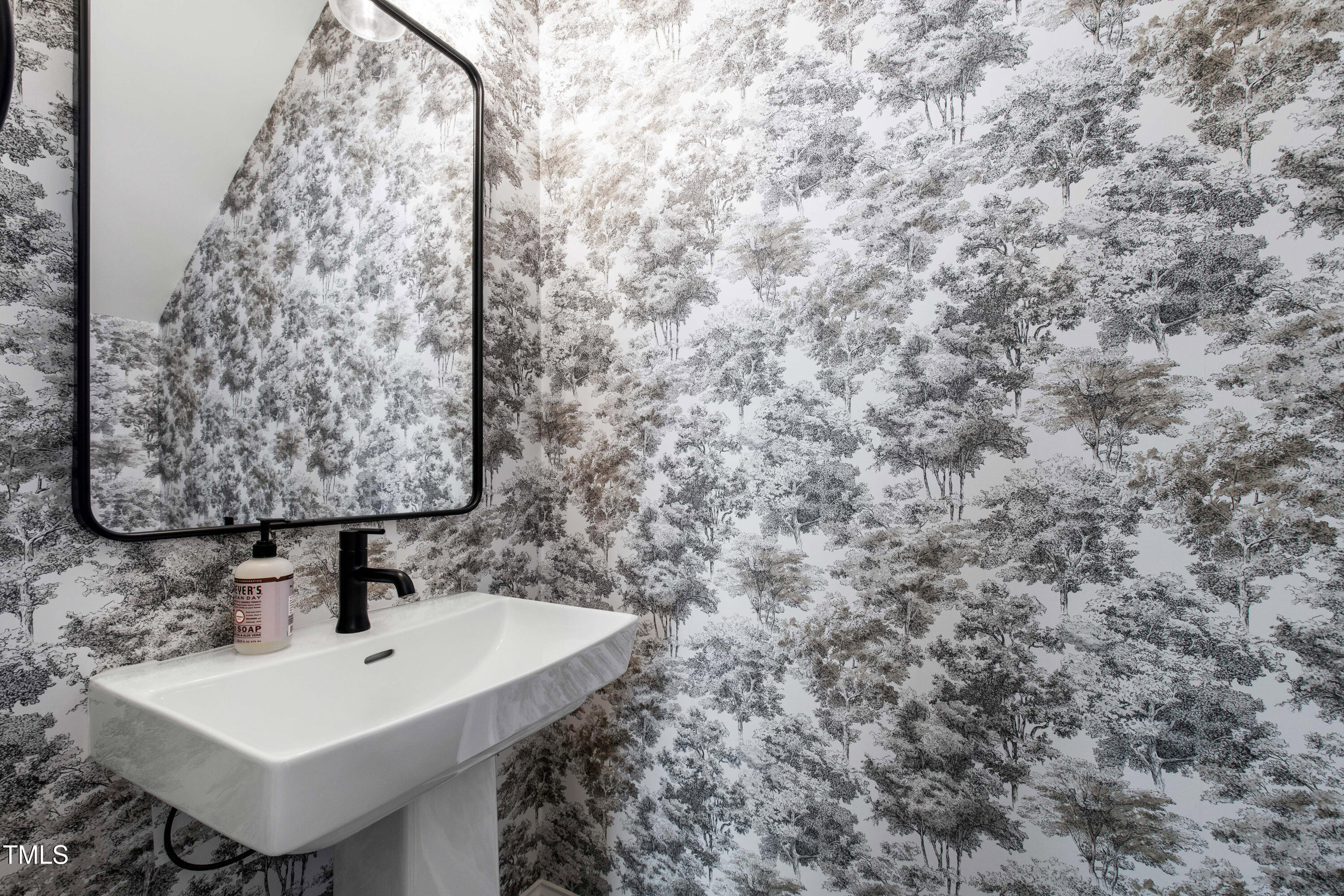 5705 Parker Pines Court Raleigh, NC 27609 - Photo 17 of 46 Parker Pnes-13