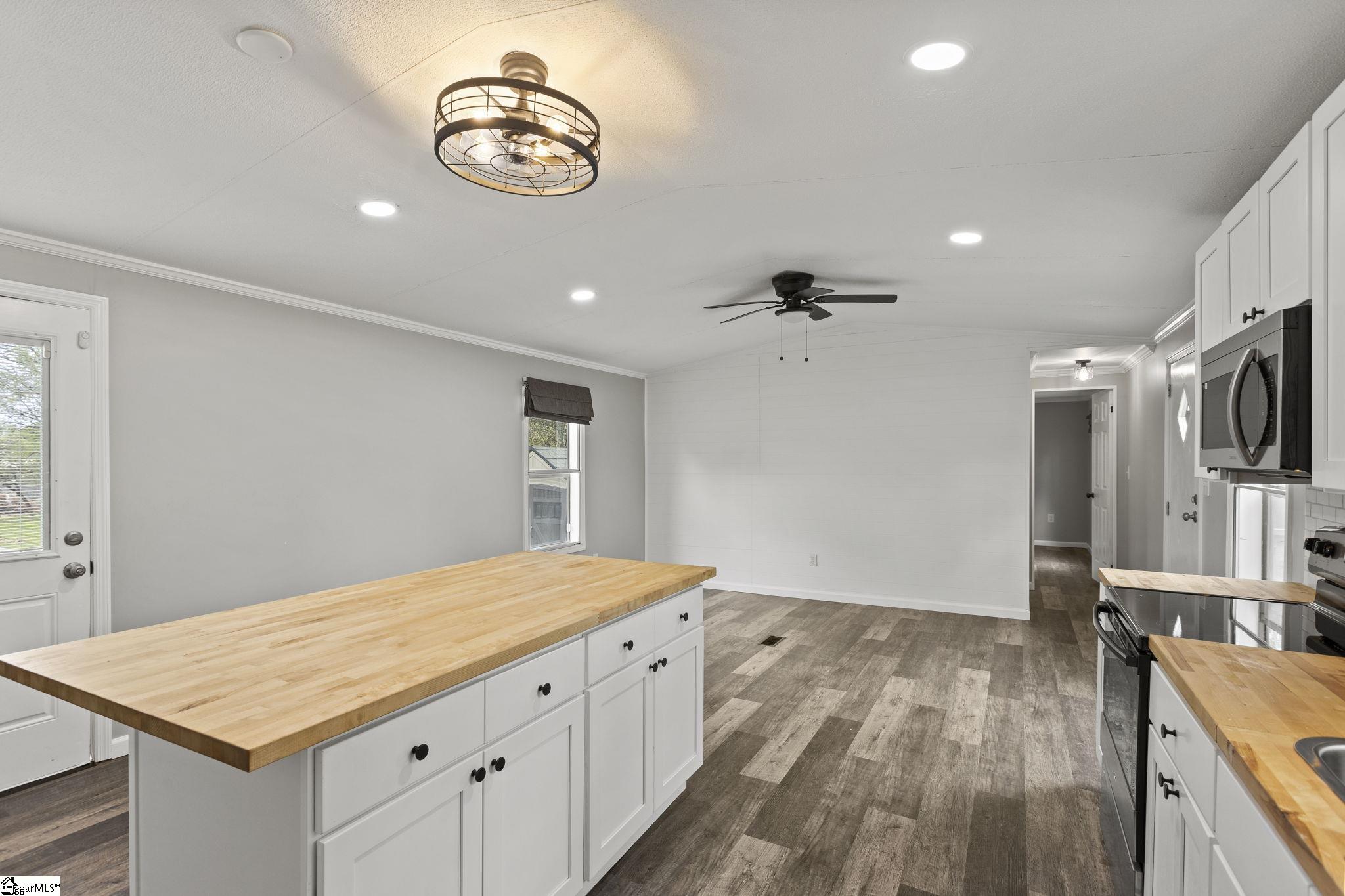 120 Piedmont Golf Course Road Piedmont, SC 29673 - Photo 13 of 29