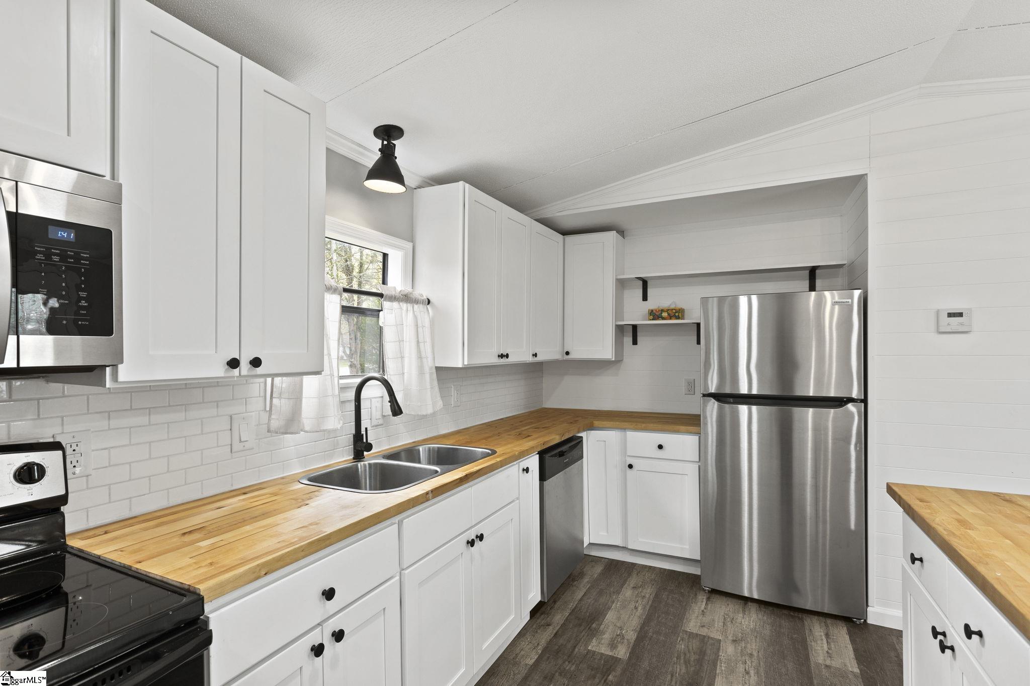 120 Piedmont Golf Course Road Piedmont, SC 29673 - Photo 14 of 29