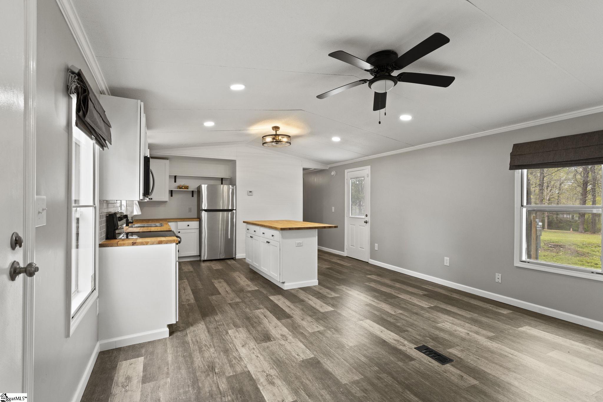 120 Piedmont Golf Course Road Piedmont, SC 29673 - Photo 8 of 29