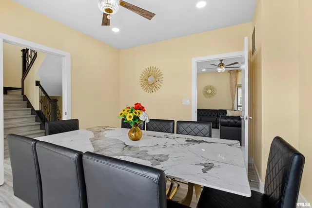 $575,000 | 2817 West Lake Trail Court, Dunlap, IL 61525