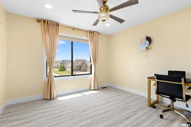 $575,000 | 2817 West Lake Trail Court, Dunlap, IL 61525