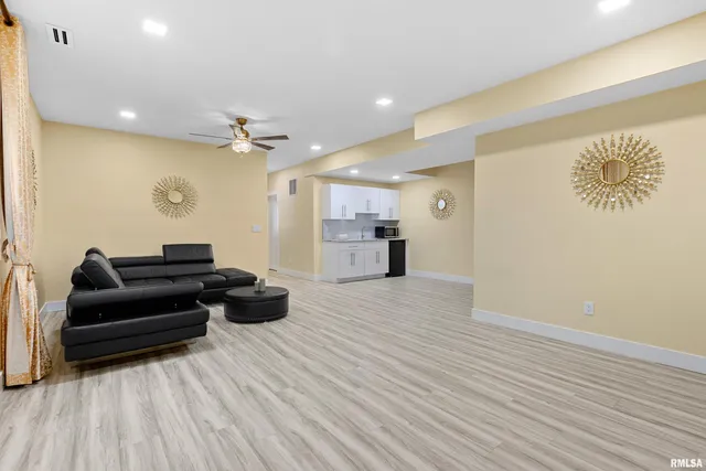 $575,000 | 2817 West Lake Trail Court, Dunlap, IL 61525