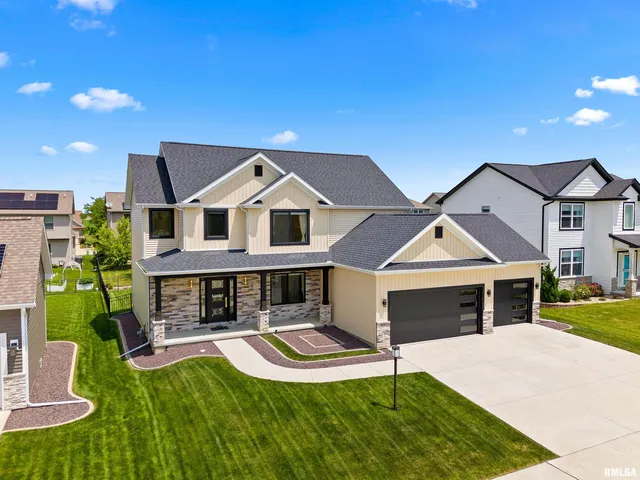 $575,000 | 2817 West Lake Trail Court, Dunlap, IL 61525