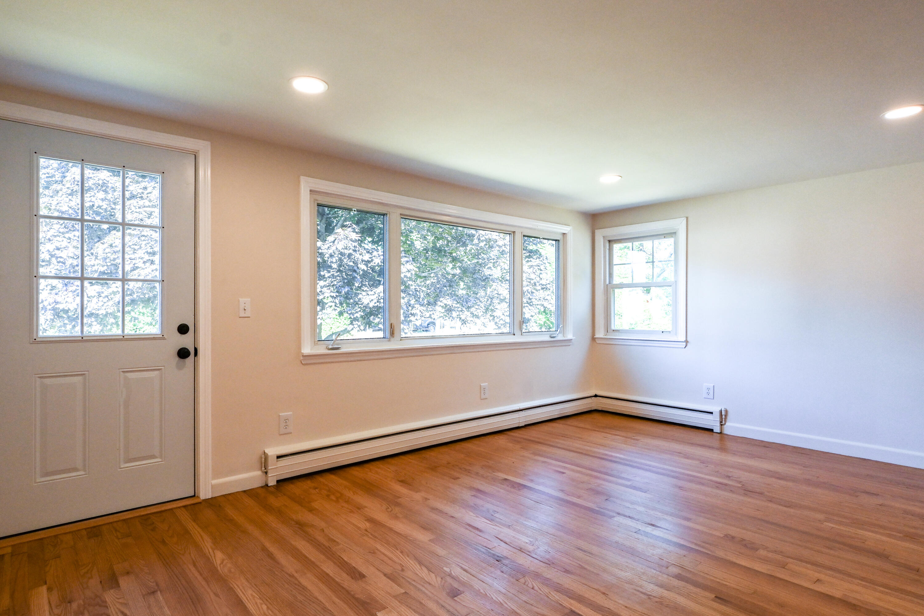 461 Bridge Street Westbrook, ME 04092 - Photo 15 of 37 461BridgeSt-46
