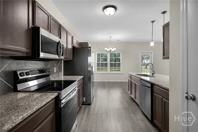 $298,800 | 15 Loganberry Lane Northeast, Ludowici, GA 31316