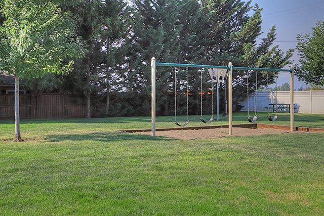 355 Live Oak Loop Central Point, OR 97502 - Photo 20 of 20 Additional Photo