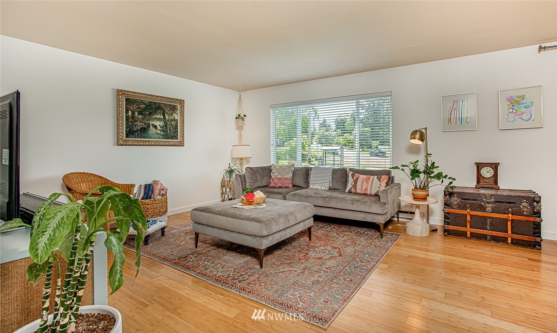 5321 North Pearl Street, Unit 208 Ruston, WA 98407 - Photo 11 of 25