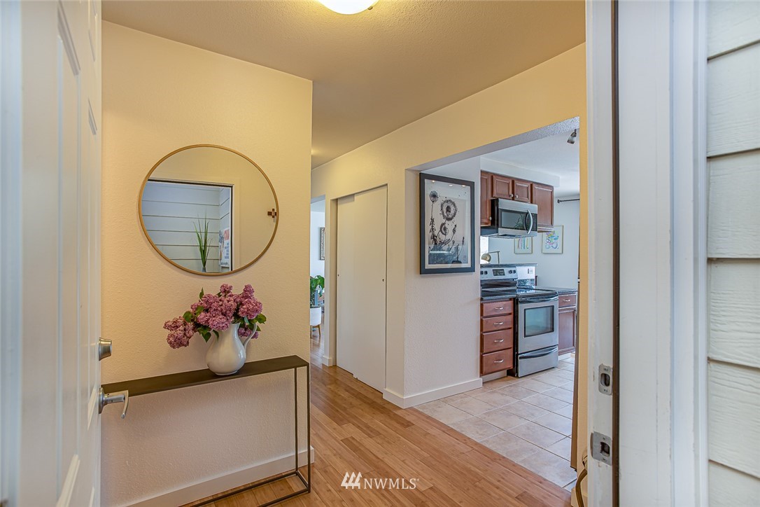 5321 North Pearl Street, Unit 208 Ruston, WA 98407 - Photo 5 of 25
