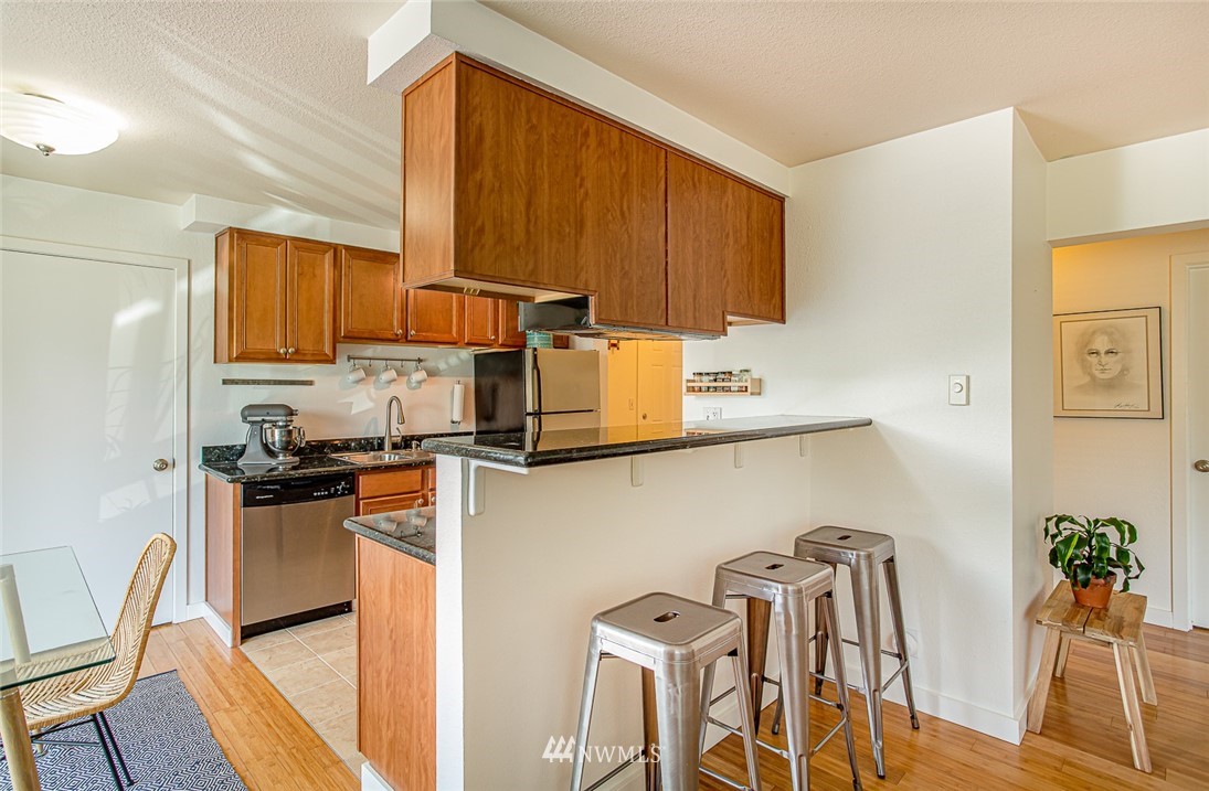 5321 North Pearl Street, Unit 208 Ruston, WA 98407 - Photo 10 of 25