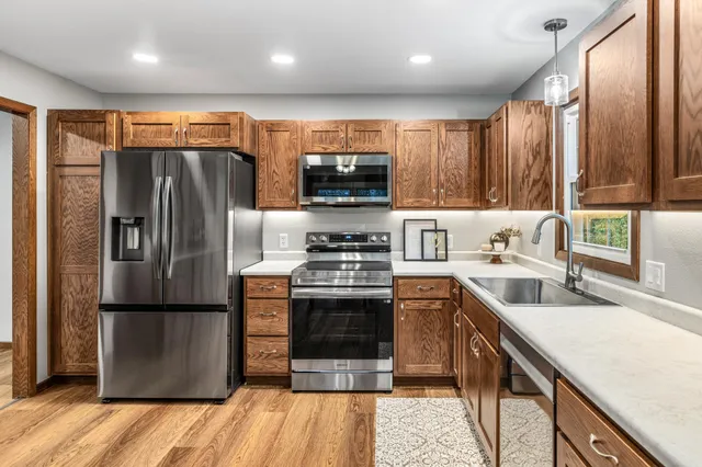 $349,900 | E2950 Benrud Lane, Eau Claire, WI 54701