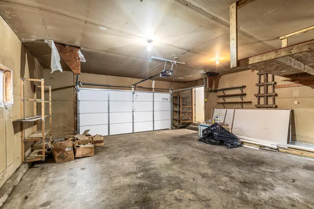 $349,900 | E2950 Benrud Lane, Eau Claire, WI 54701