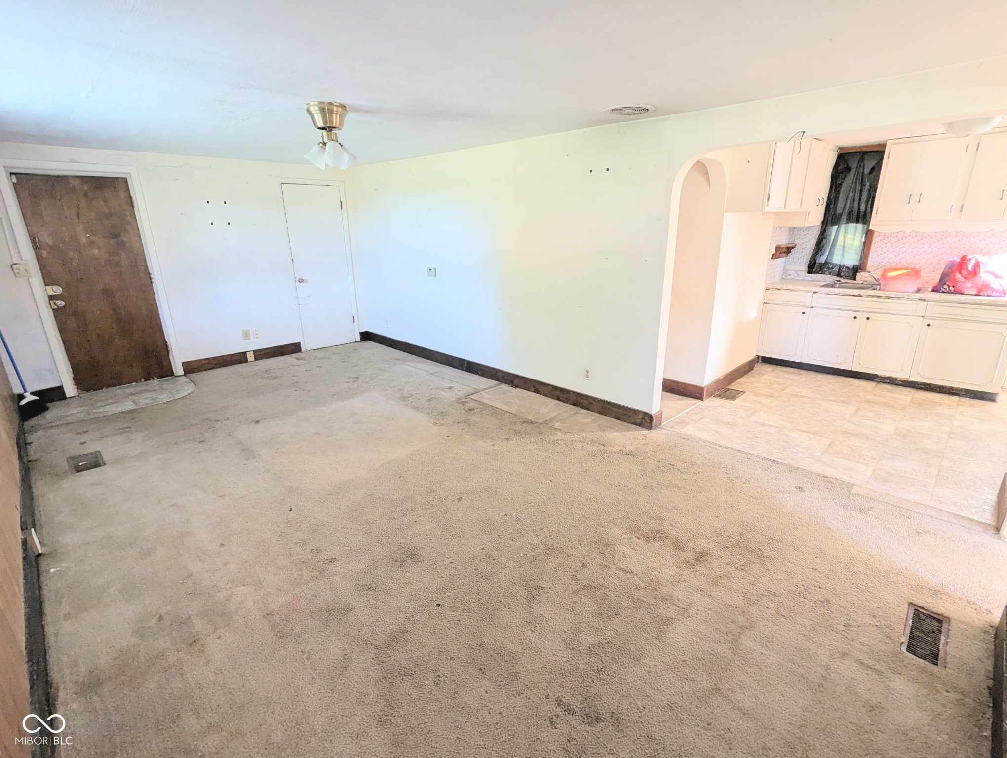2823 Rhus Street Anderson, IN 46011 - Photo 8 of 16