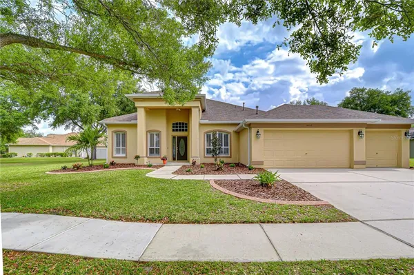 $699,000 | 14112 Creek Run Drive, Riverview, FL 33579