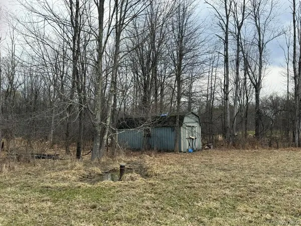 $300,000 | 6 Stokes Lane, Gardiner, NY 12525