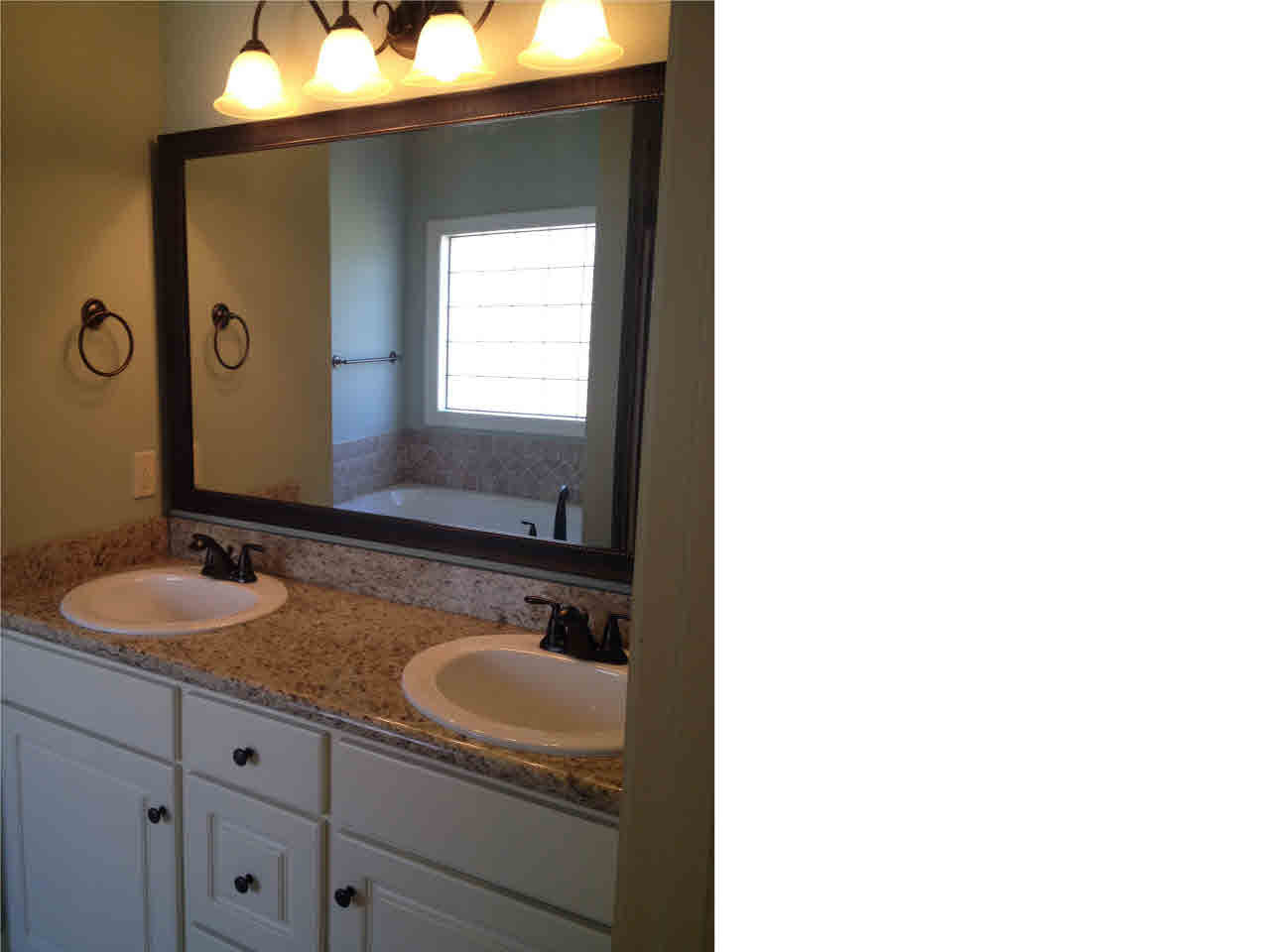 1843 August Bend Madison, MS 39110 - Photo 9 of 12 Double Vanity in Master