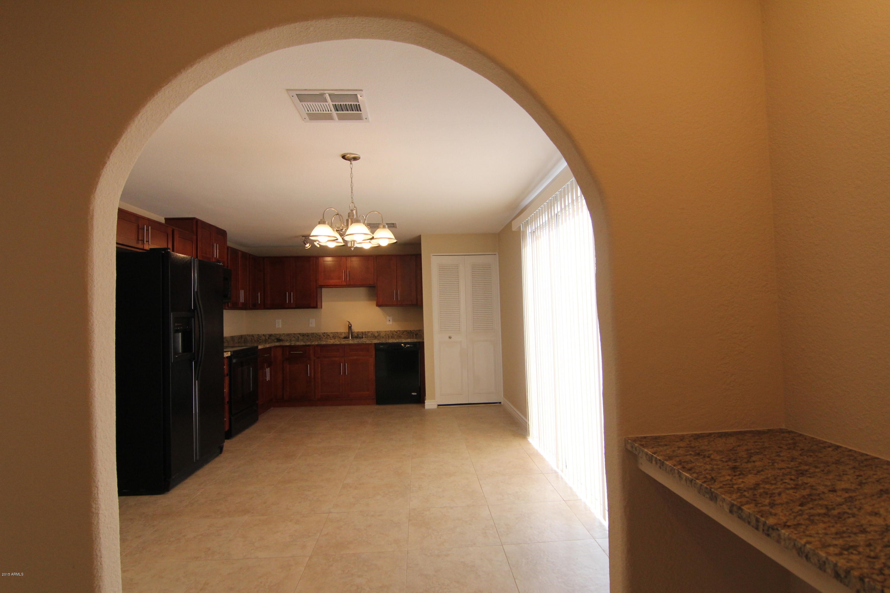 6929 West Berkeley Road Phoenix, AZ 85035 - Photo 7 of 21 IMG_7686