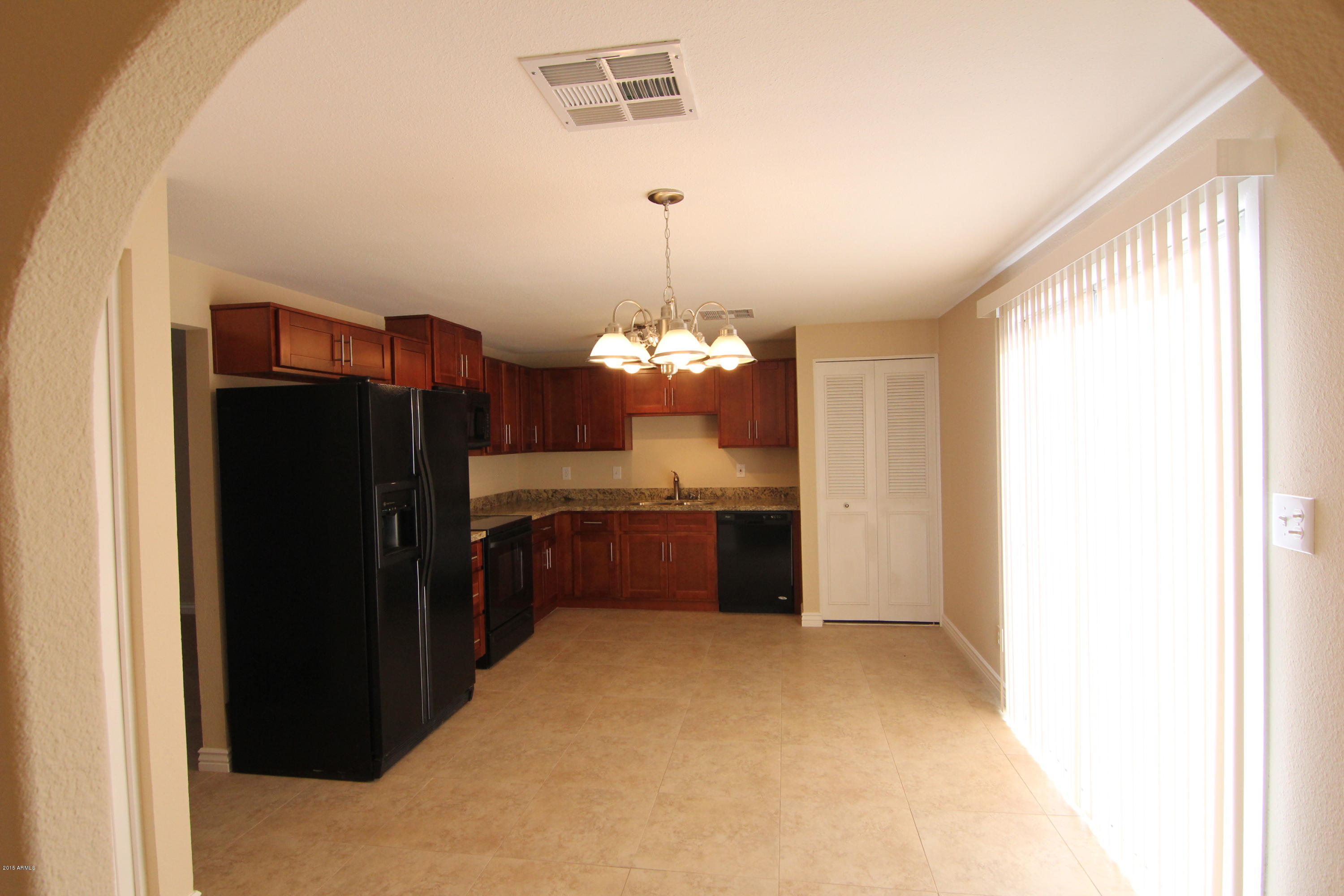 6929 West Berkeley Road Phoenix, AZ 85035 - Photo 9 of 21 IMG_7688
