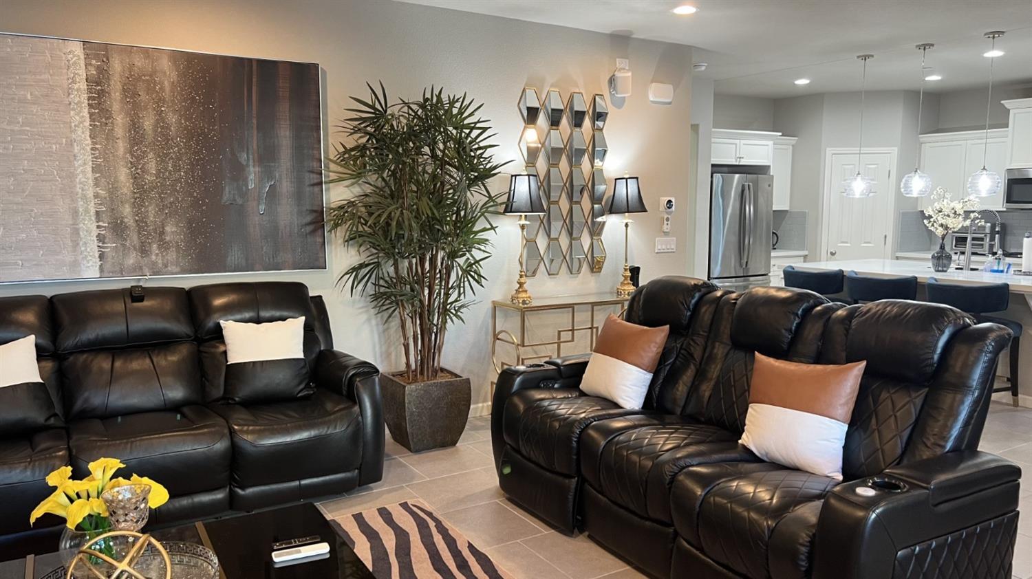 3525 Cordova Avenue Clovis, CA 93619 - Photo 13 of 35 a living room with furniture and wooden floor