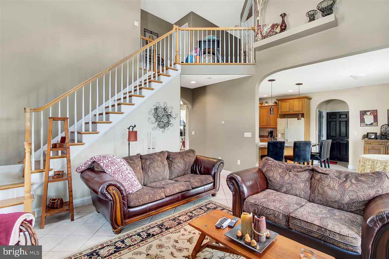 6619 Shellborne Ln Spring Grove Pa Spring Grove, PA 17362 - Photo 4 of 21