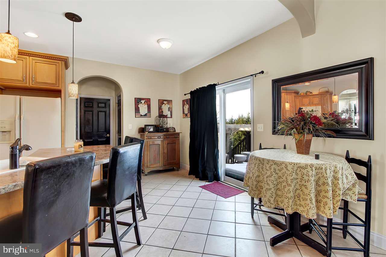 6619 Shellborne Ln Spring Grove Pa Spring Grove, PA 17362 - Photo 5 of 21