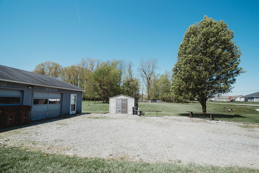 10817 Kress Road Roanoke, IN 46783 - Photo 31 of 35 Gallery Image 31