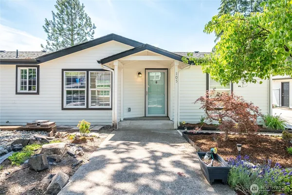 $469,900 | 105 Robin Court, Longview, WA 98632