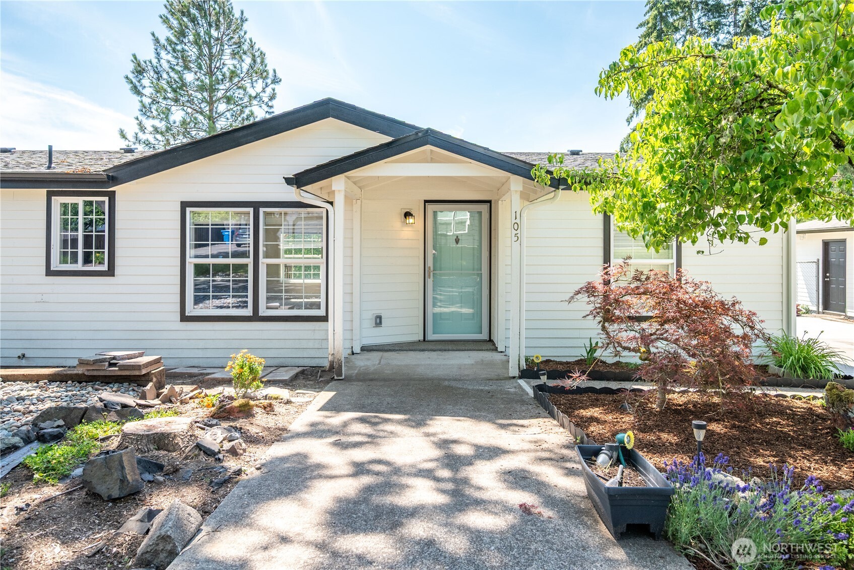 105 Robin Court Longview, WA 98632 - Photo 1 of 28