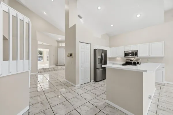 $995,000 | 1589 Northwest 121st Drive, Coral Springs, FL 33071