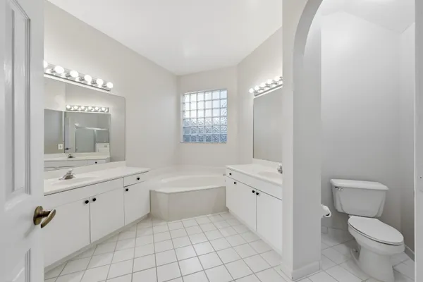 $995,000 | 1589 Northwest 121st Drive, Coral Springs, FL 33071