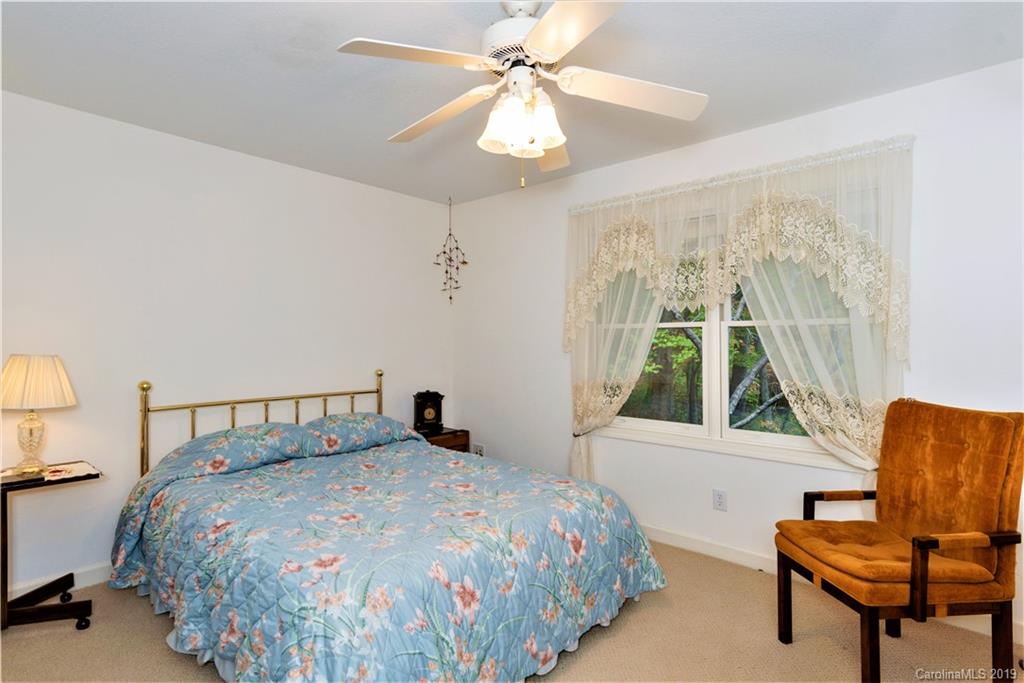 548 Quail Ridge Road Lake Lure, NC 28746 - Photo 18 of 35 Gallery Image 18