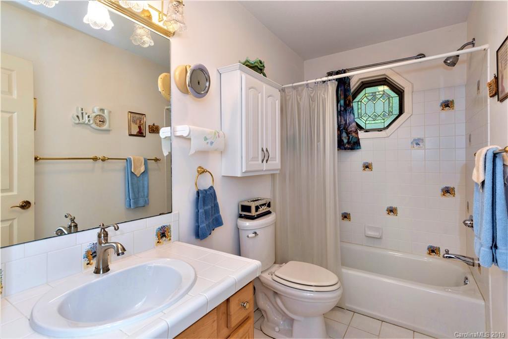 548 Quail Ridge Road Lake Lure, NC 28746 - Photo 19 of 35 Gallery Image 19