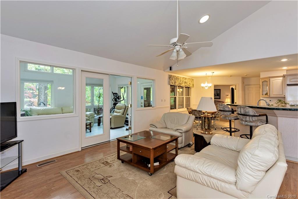 548 Quail Ridge Road Lake Lure, NC 28746 - Photo 6 of 35 Gallery Image 6