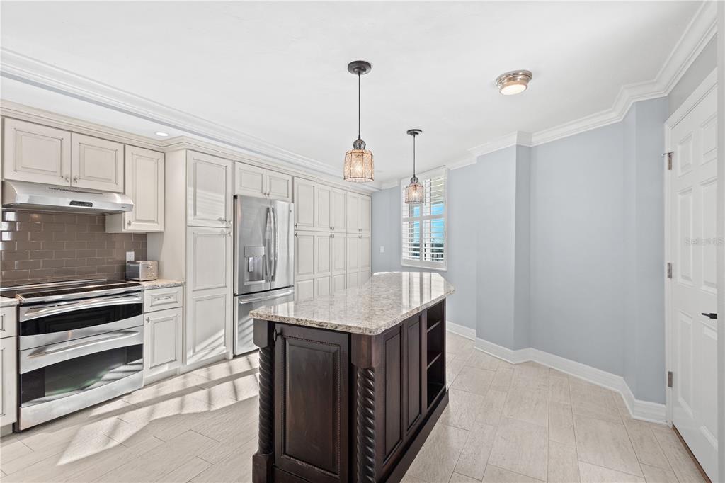 5880 Midnight Pass Road, Unit 804 Sarasota, FL 34242 - Photo 2 of 39