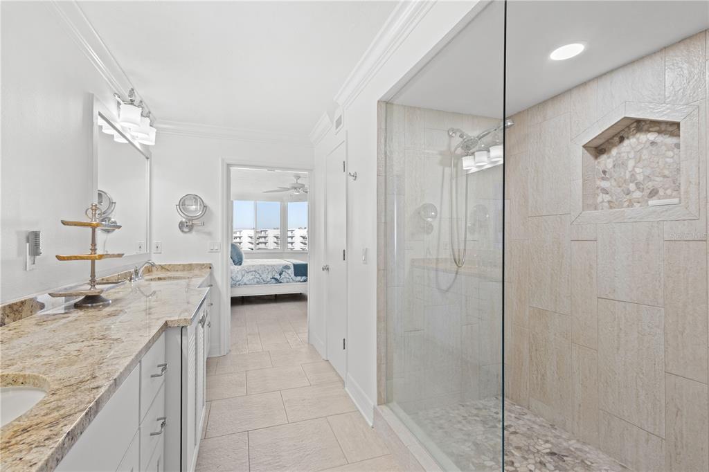 5880 Midnight Pass Road, Unit 804 Sarasota, FL 34242 - Photo 21 of 39