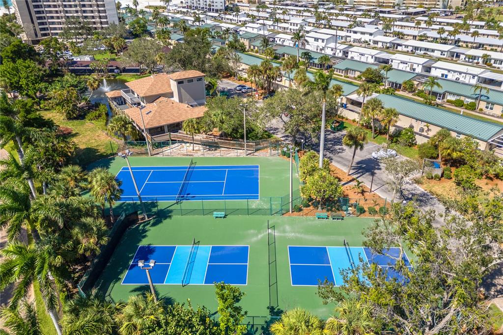 5880 Midnight Pass Road, Unit 804 Sarasota, FL 34242 - Photo 28 of 39