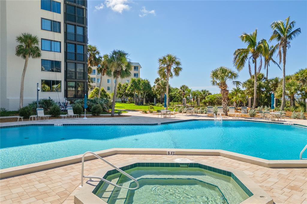 5880 Midnight Pass Road, Unit 804 Sarasota, FL 34242 - Photo 32 of 39