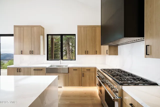 $4,950,000 | 171 Sunquist Road, Edwards, CO 81632