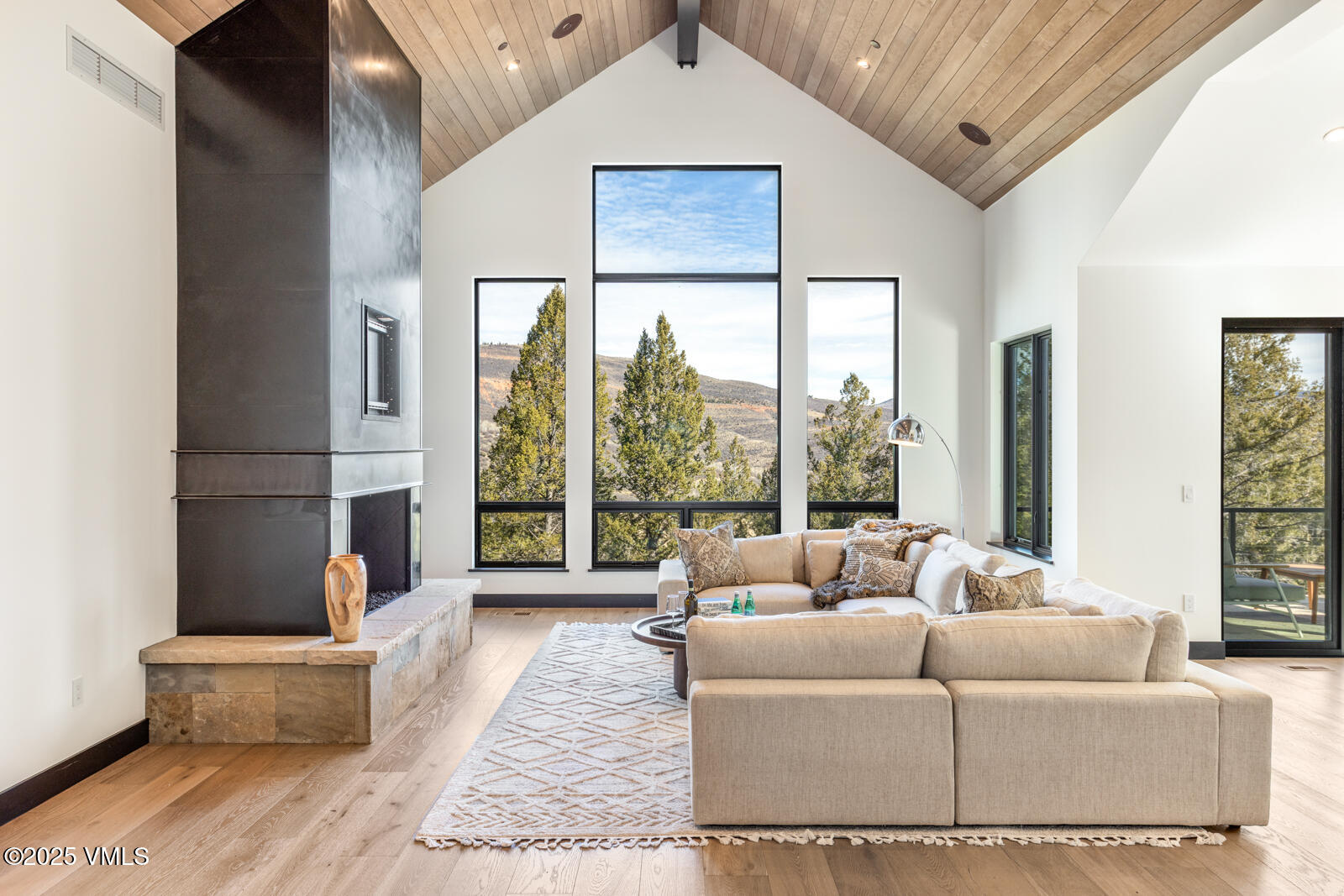 171 Sunquist Road Edwards, CO 81632 - Photo 4 of 101 171 Sunquist Rd MLS-1