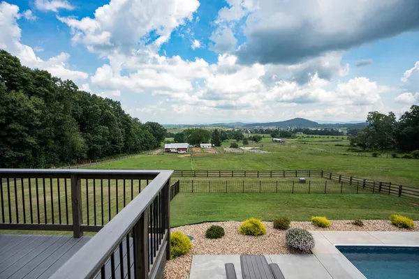 $764,900 | 635 Churchmans Mill Road, Stuarts Draft, VA 24477