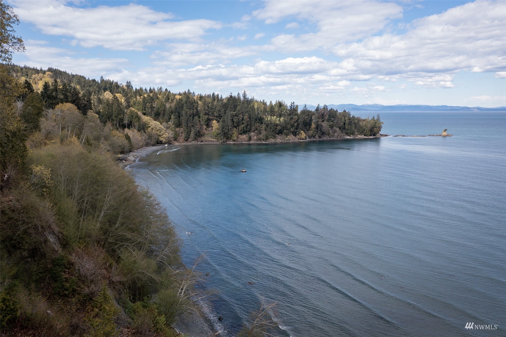 6 Lawrence Pointe Rd Port Port Angeles, WA 98363 - Photo 2 of 18 Gallery Image 2