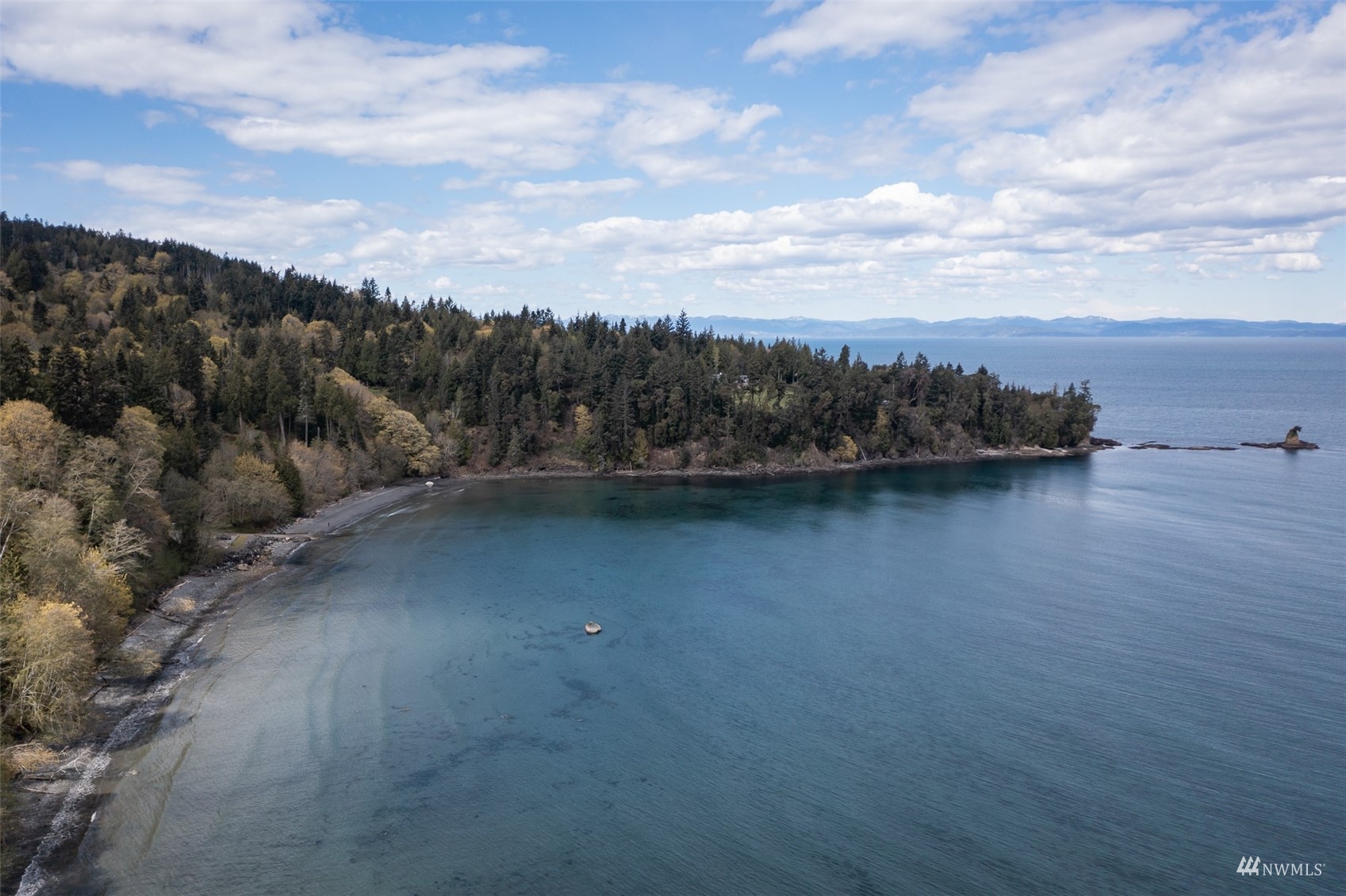6 Lawrence Pointe Rd Port Port Angeles, WA 98363 - Photo 5 of 18 Gallery Image 5