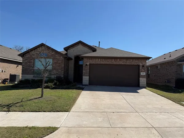 $2,400 | 1117 Presidio Lane, Weatherford, TX 76087