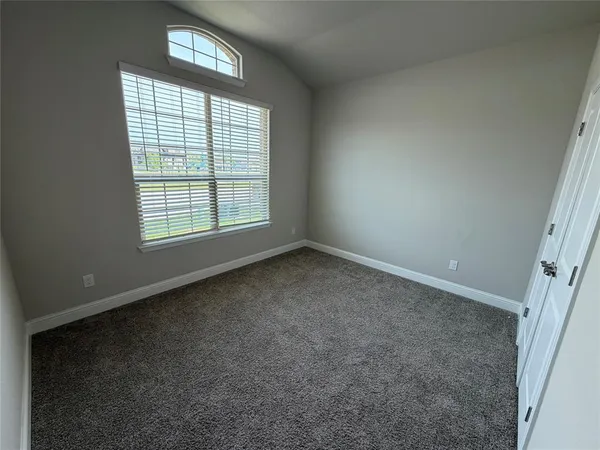 $2,400 | 1117 Presidio Lane, Weatherford, TX 76087