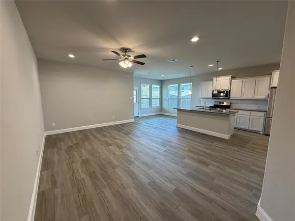 $2,400 | 1117 Presidio Lane, Weatherford, TX 76087