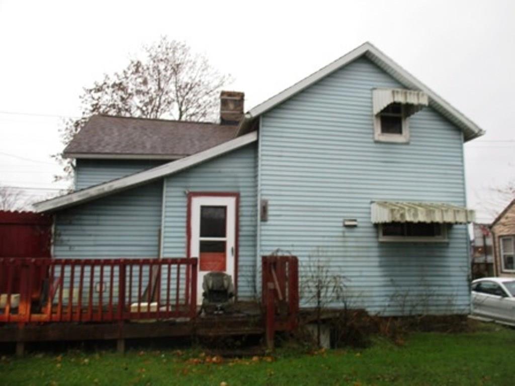 616 Deer Lane Rochester, PA 15074 - Photo 2 of 8 Gallery Image 2