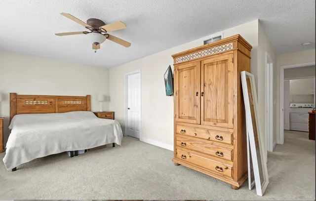 $2,050 | 2145 Old School Road, Mound, MN 55364