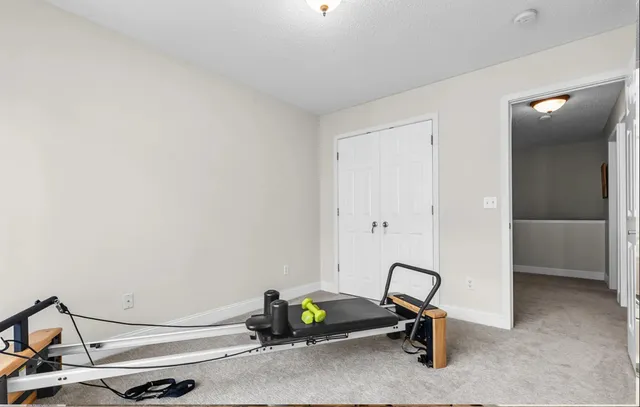 $2,050 | 2145 Old School Road, Mound, MN 55364